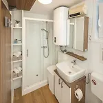 Luxury Floating Sea House Star Line - With Jacuzzi - Marina بورتوروز