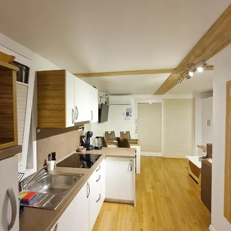 Tekne Luxury Floating Sea House Star Line - With Jacuzzi - Marina