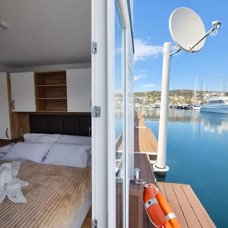 Luxury Floating Sea House Star Line - With Jacuzzi - Marina * 포르토로즈