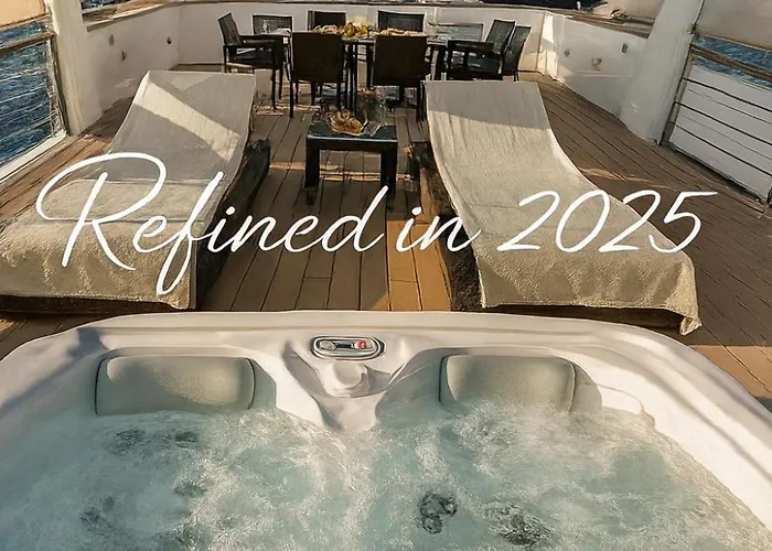 Luxury Floating Sea House Star Line - With Jacuzzi - Marina