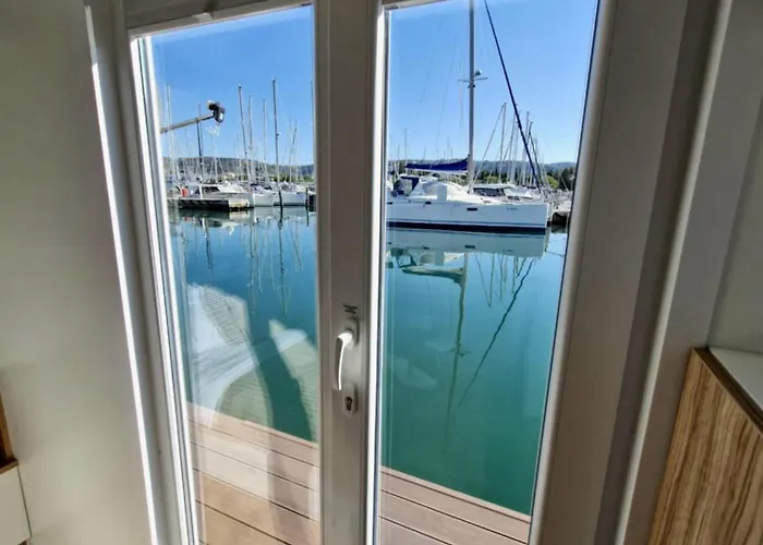 Luxury Floating Sea House Star Line - With Jacuzzi - Marina *