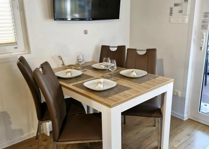 Luxury Floating Sea House Star Line - With Jacuzzi - Marina Portorož