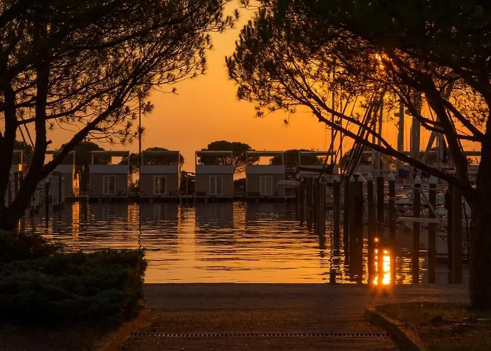 Luxury Floating Sea House Star Line - With Jacuzzi - Marina Portorož