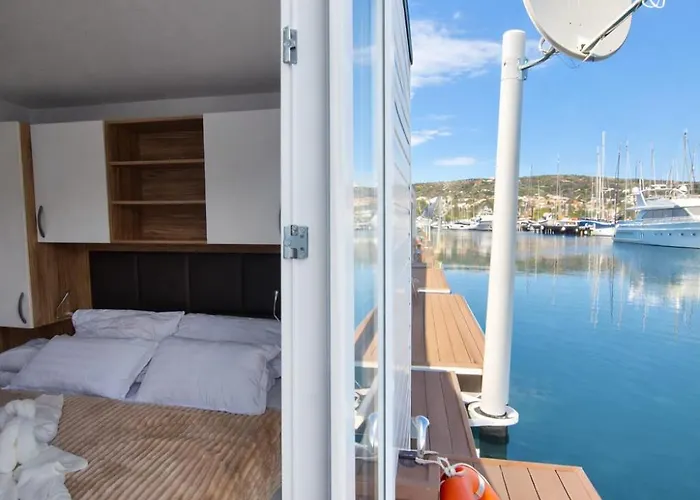 Luxury Floating Sea House Star Line - With Jacuzzi - Marina * Portorož