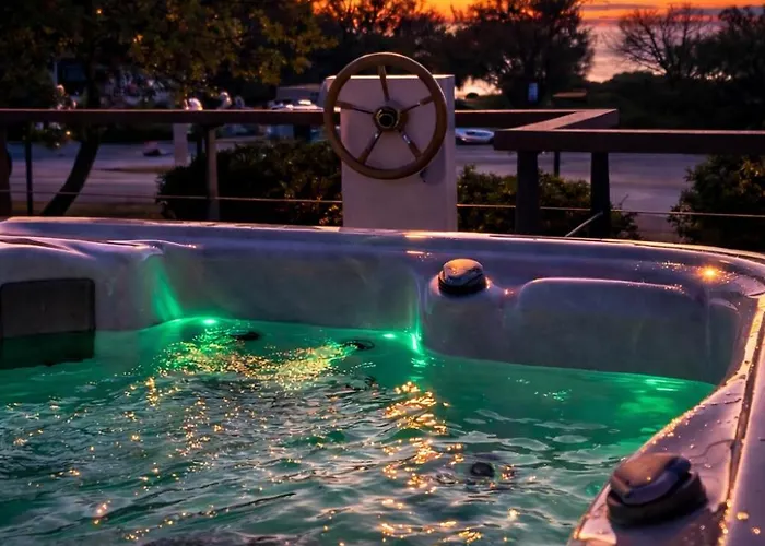 Luxury Floating Sea House Star Line - With Jacuzzi - Marina *